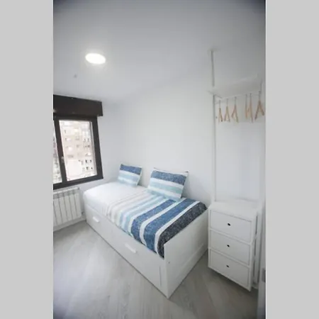 Apartment Gijon. Playa Del Arbeyal. Altura. A Estrenar. Gijon